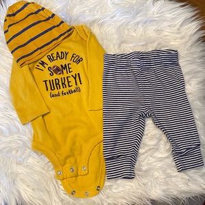 Carter’s Thanksgiving outfit
